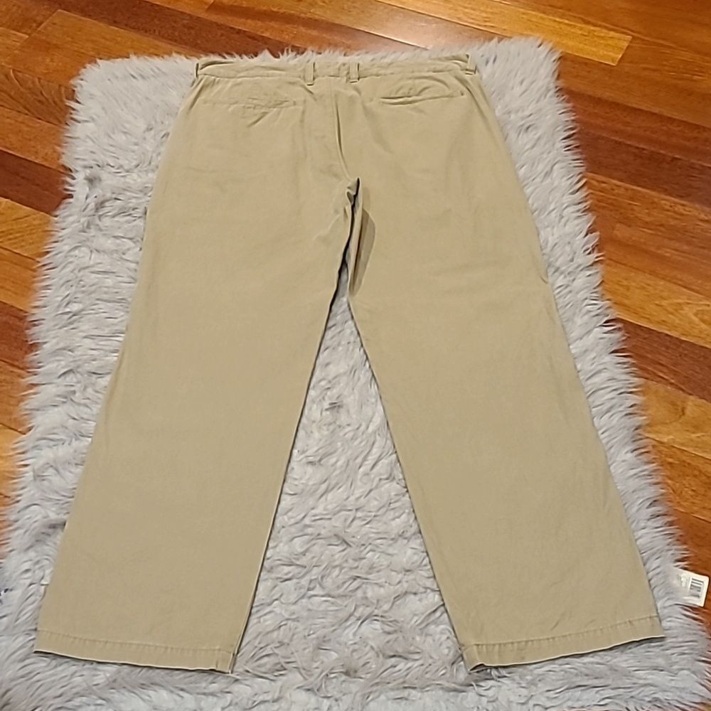 Men's Classic Khaki Chino Pants - Neutral Tan - Picture 5 of 6
